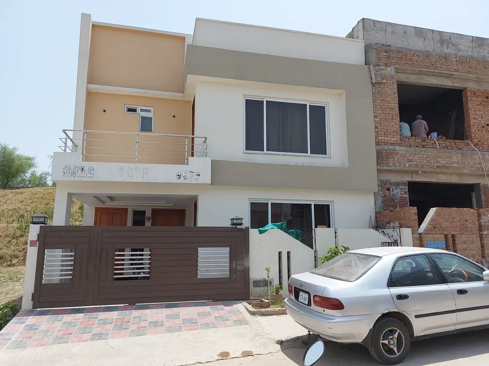 Contemporary home with balcony, delivered by EEZY HOMES in Bahria Town Phase 8, Rawalpindi (photo 1 of 2)