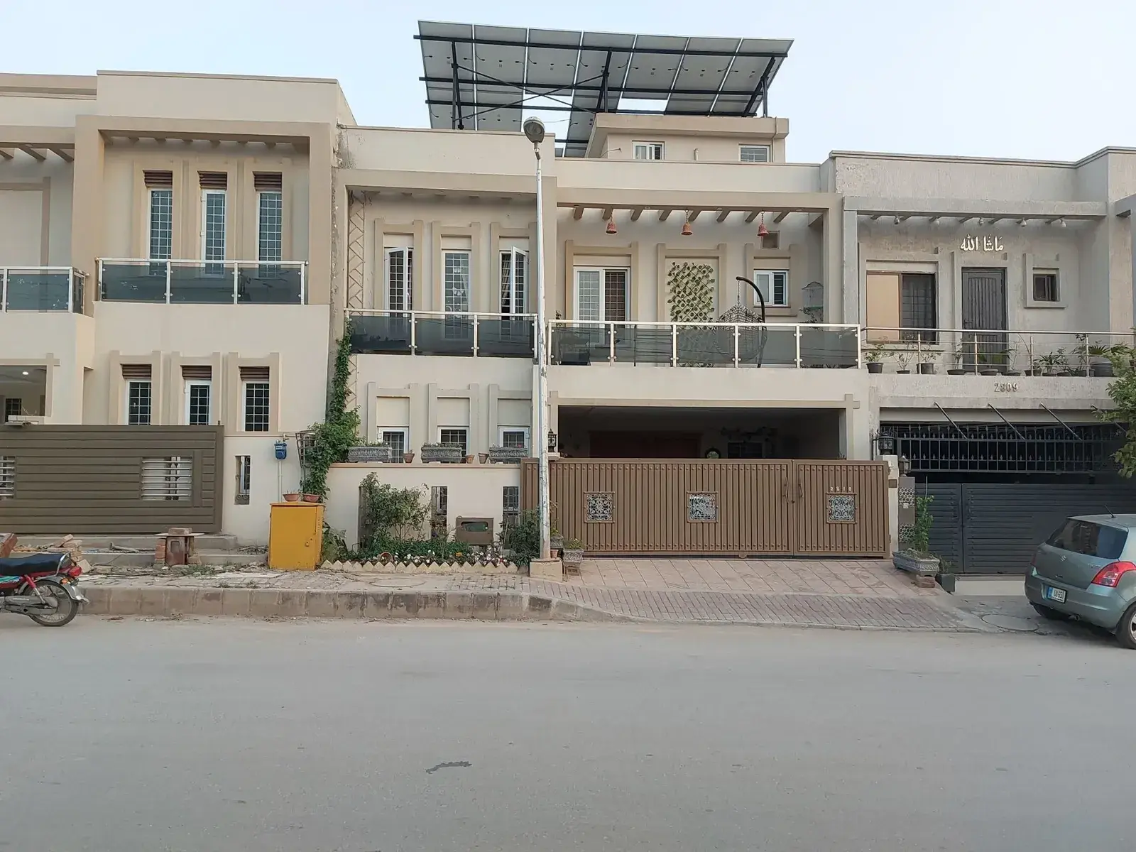 Contemporary home with rooftop solar, delivered by EEZY HOMES in Bahria Town Phase 8, Rawalpindi (photo 1 of 2)